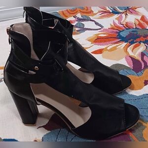 Juti 9.5 Women's Heeled Sandals With Wrap Around Ankle Straps